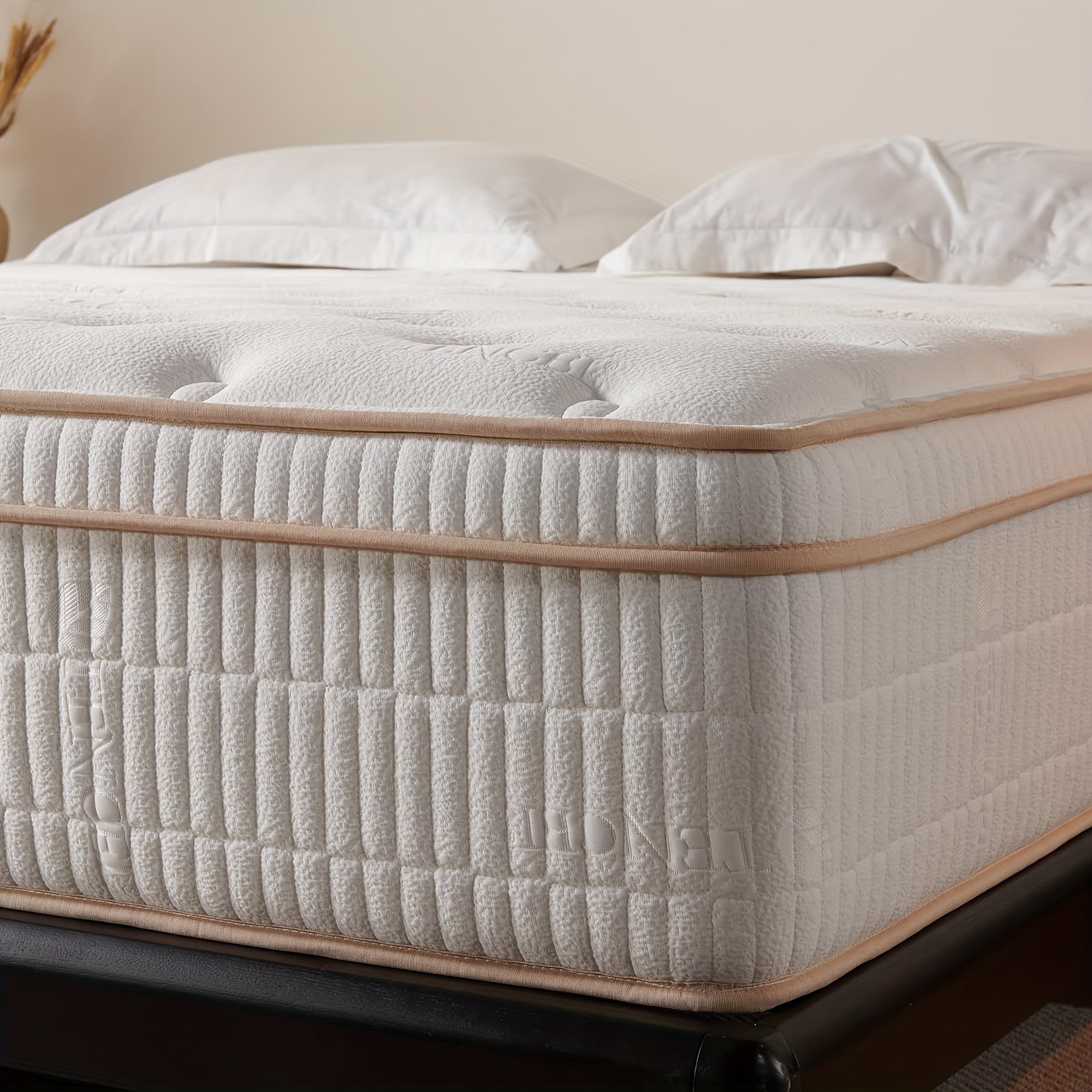12 Inch Queen Hybrid Mattress | Cooling Gel Memory Foam & Zoned Pocket Coils, Pressure Relief, Motion Isolation, Breathable Bed In A Box, Medium Feel, Woven Top.